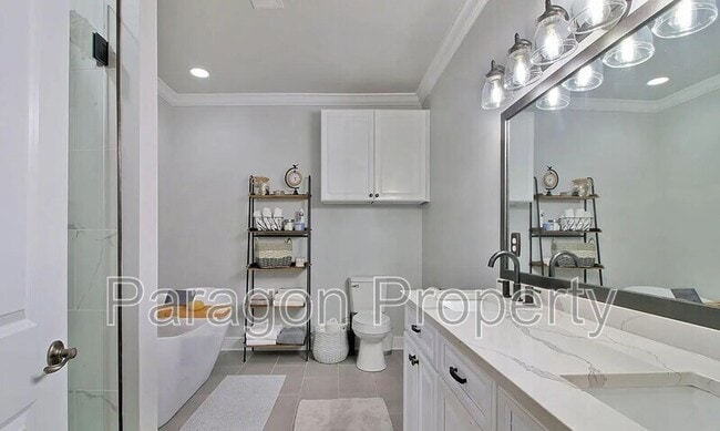 Building Photo - 80 E Beach Blvd