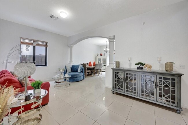 Building Photo - 10420 SW 229th Ln