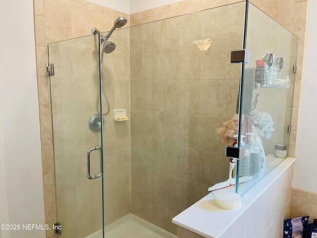 Building Photo - 15792 Bainebridge Dr