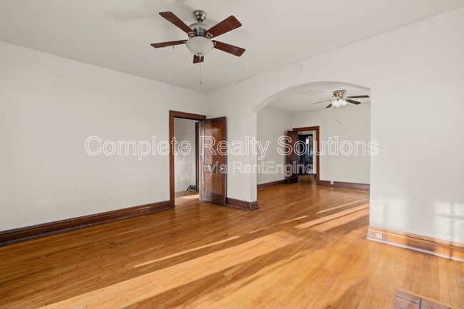 Building Photo - 3948 S Grand Blvd