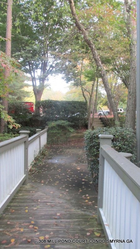 Building Photo - ENJOY THIS BEAUTIFUL CONDO NESTLED IN THE ...