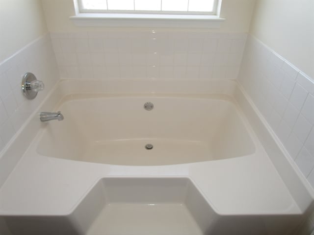 Building Photo - 4913 Bryant Dr