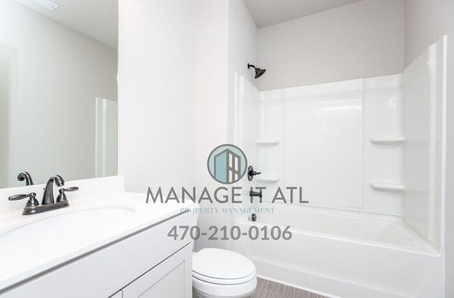 Building Photo - Elegant Townhouse in City of Buford School District!