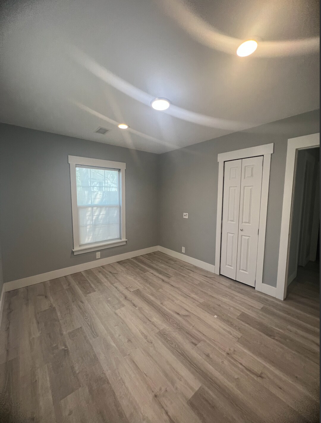 Building Photo - 2802 W 45th St