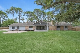 Building Photo - 8219 Wateka Cir