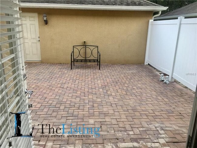 Building Photo - 12958 Vennetta Way