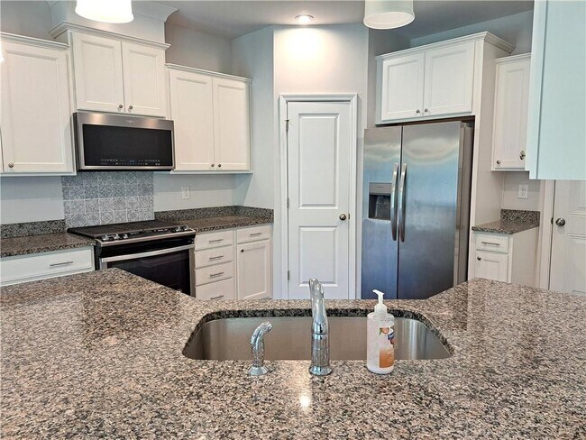 Building Photo - 2775 Port Bow Ln