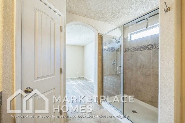 Building Photo - 7114 Wasilla Dr NE