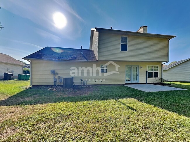 Building Photo - 3226 Silver Spur Ct