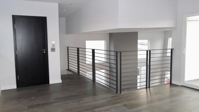 Building Photo - 205 S Irena Ave