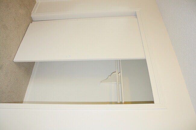 Building Photo - 3/1 in Central Austin Highland Neighborhood. Fenced Backyard. W/D Connections