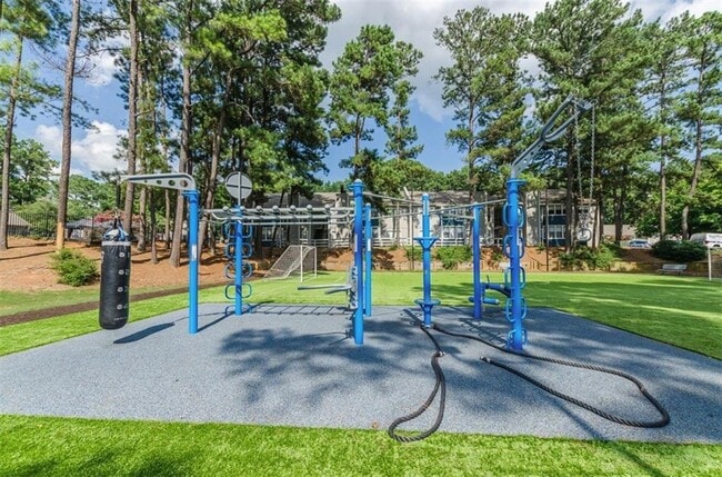 Building Photo - 730 Franklin Gateway SE