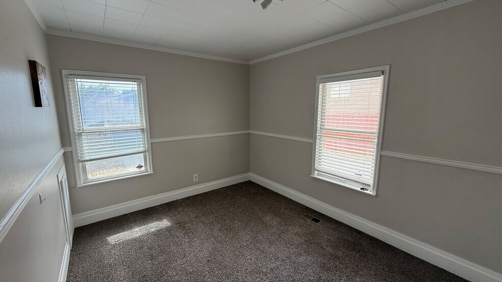 Building Photo - 2760 S 1100 E