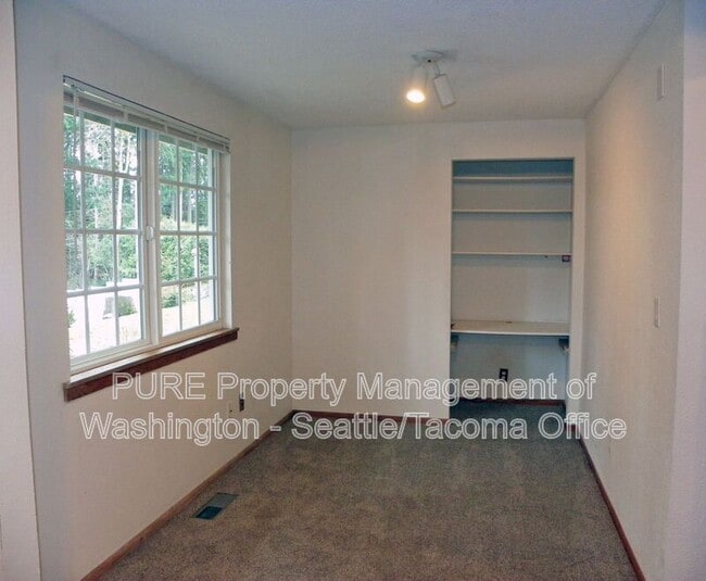 Building Photo - 8313 71st St NW