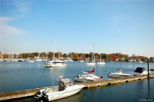 Building Photo - 123 Mamaroneck Ave