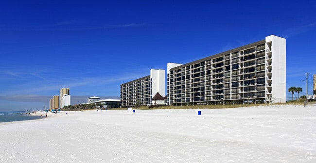 Building Photo - Seachase