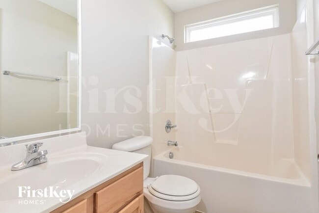 Building Photo - 137 Silver Creek Trail