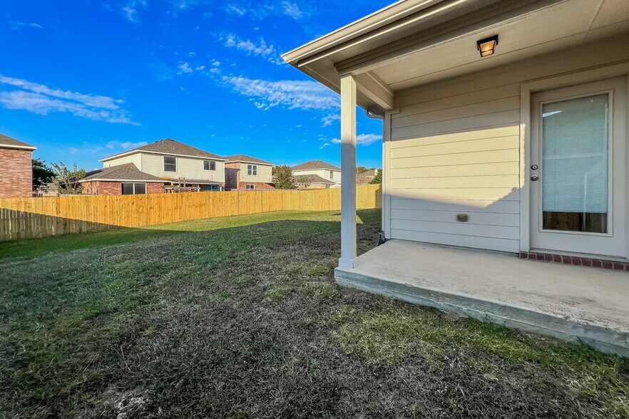 Building Photo - 12817 Purdue Dr