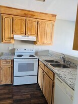 Building Photo - 4062 Cedars Pkwy