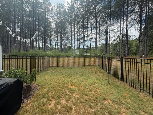Building Photo - 8621 Brixton Shay Dr