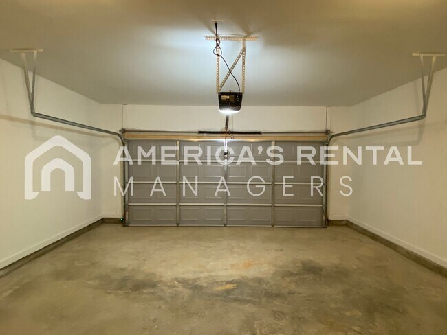Building Photo - Home for Rent in Thorsby, AL!!! Available to View Now!!!