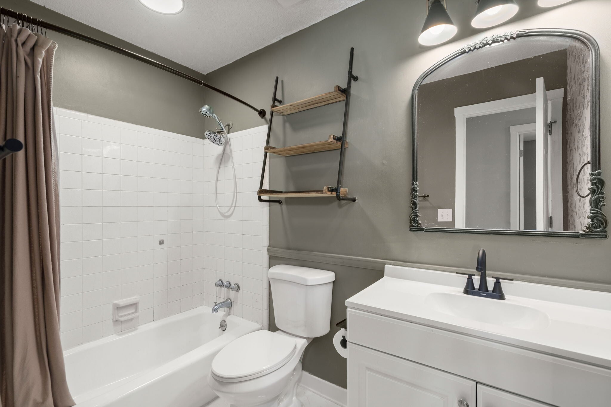 Building Photo - 12 Lighthouse Dr