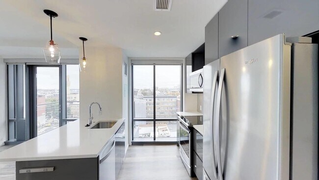 Building Photo - 345 Harrison Ave