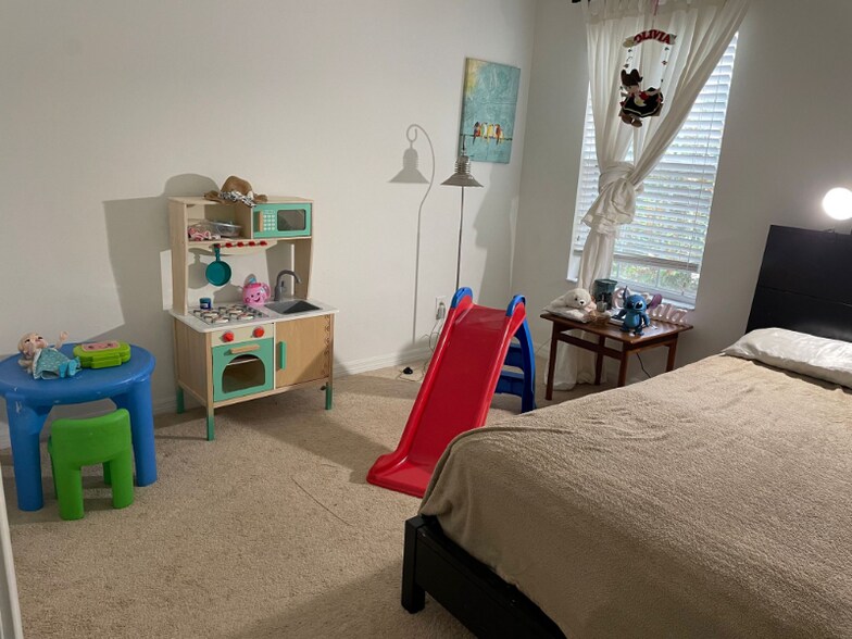 Building Photo - 3066 Rodrick Cir