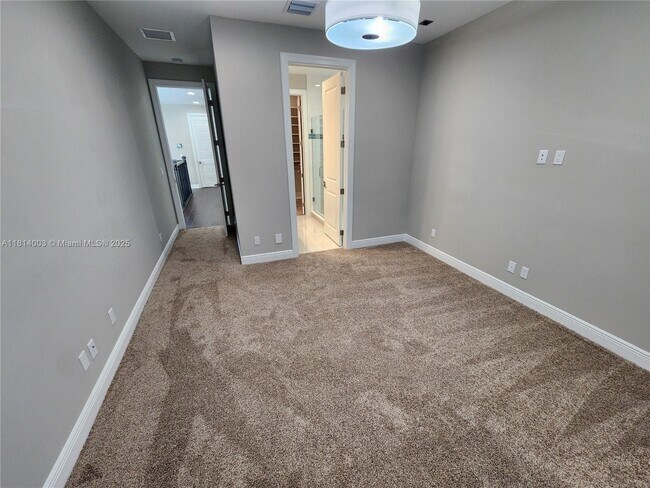 Building Photo - 13154 Faberge Pl