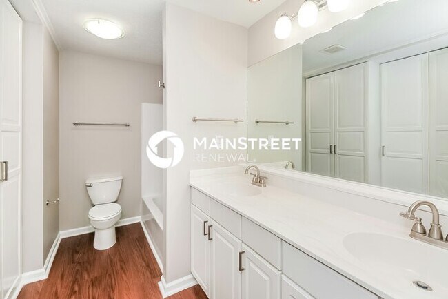 Building Photo - 3 Bedroom Pet-Friendly Home in Fayetteville, GA with Main Street Renewal