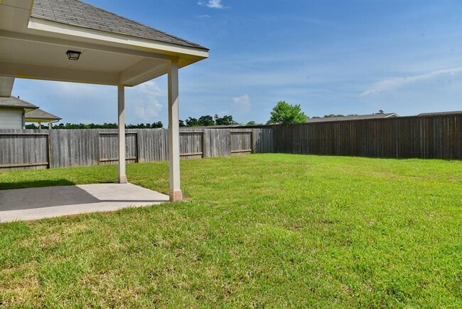 Building Photo - 358 Shoreview Dr