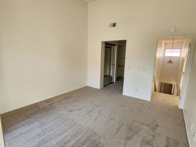 Building Photo - 28084 Lucaya