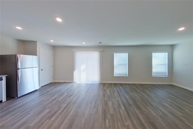 Building Photo - 1762 Nebraska Loop