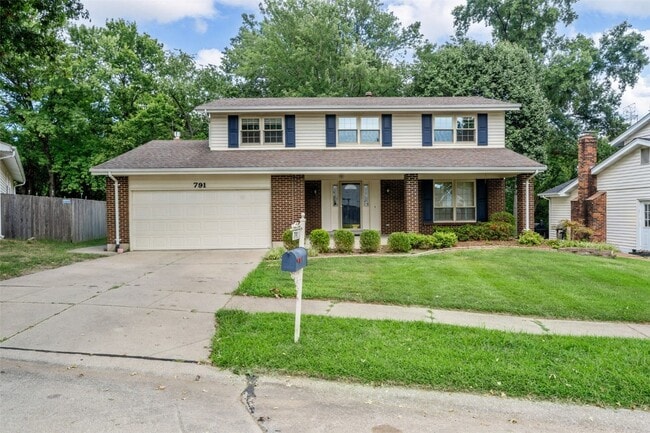 Primary Photo - 791 Foxwick Dr