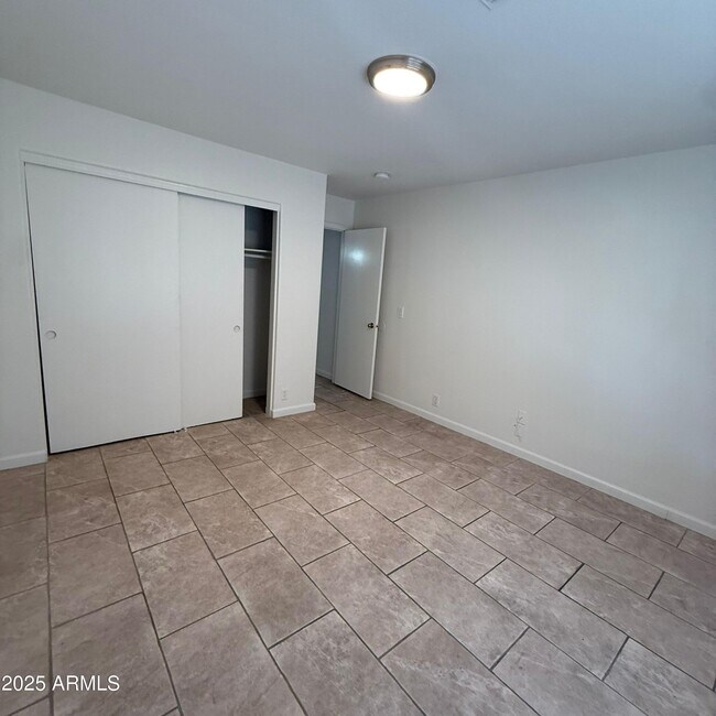Building Photo - 8172 W Citrus Way