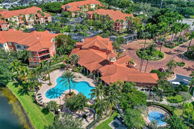 Building Photo - 4700 SW 160th Ave