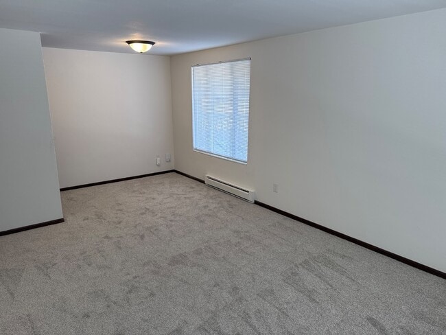 Building Photo - 5858 Anthony Pl