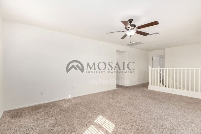 Building Photo - 904 E Euclid Ave