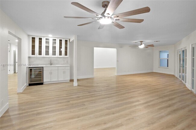 Building Photo - 12090 164th Ct N