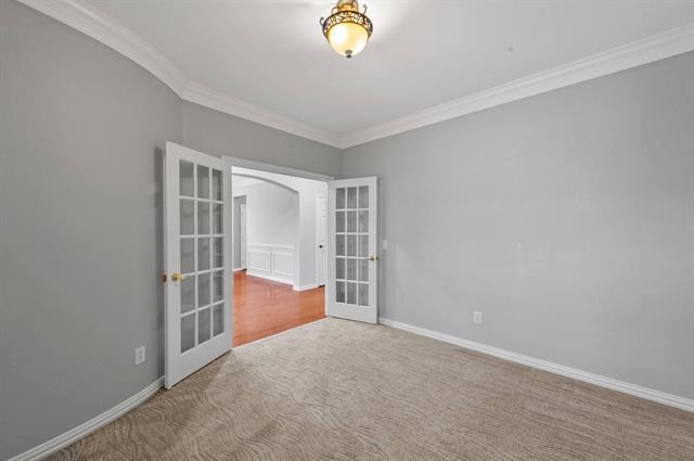 Building Photo - 2501 Lakewood Ct