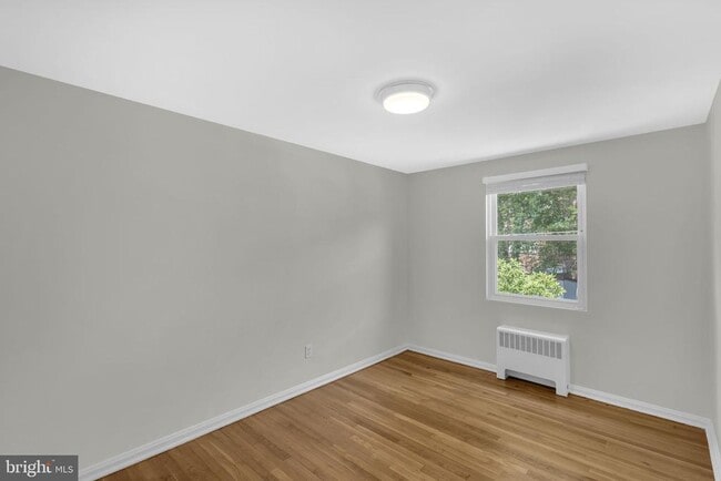 Building Photo - 46 Ancell St