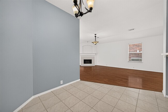 Building Photo - 6807 Lauderwick Ct