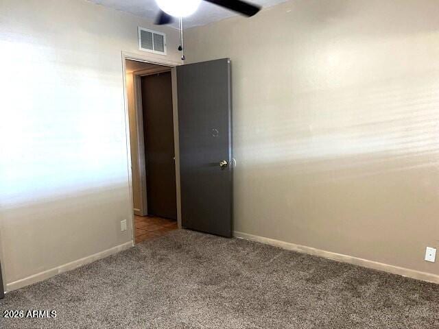 Building Photo - 3019 E Hartford Ave