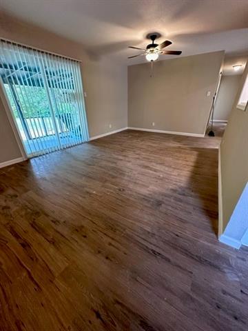 Building Photo - 921 S Valentine Dr