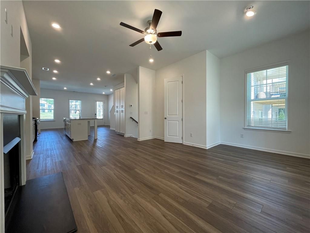 Building Photo - 1597 Tilden Ct