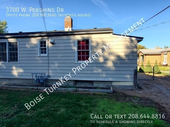 Building Photo - 3700 Pershing Dr