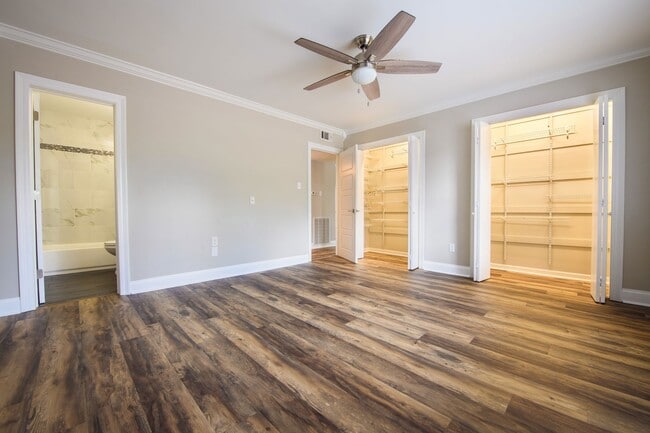 Building Photo - 1701 Lobdell Ave