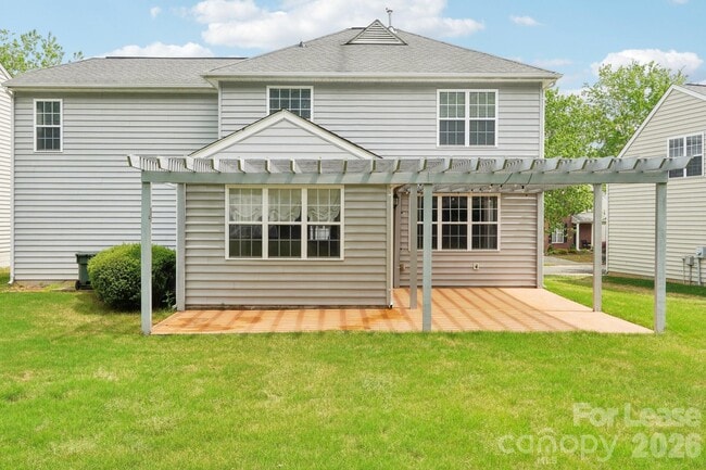 Building Photo - 14417 Laurel Tree Ln