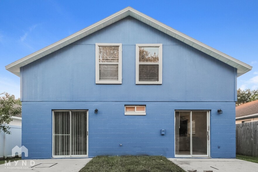 Building Photo - 9783 Lupine Ave