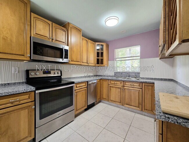 Building Photo - 69 E Mariana Ave